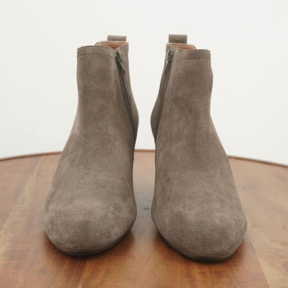 B#4/ Vionic Womens Paloma Wedge Ankle Booties Size 11 Taupe Suede - Picture 3 of 9